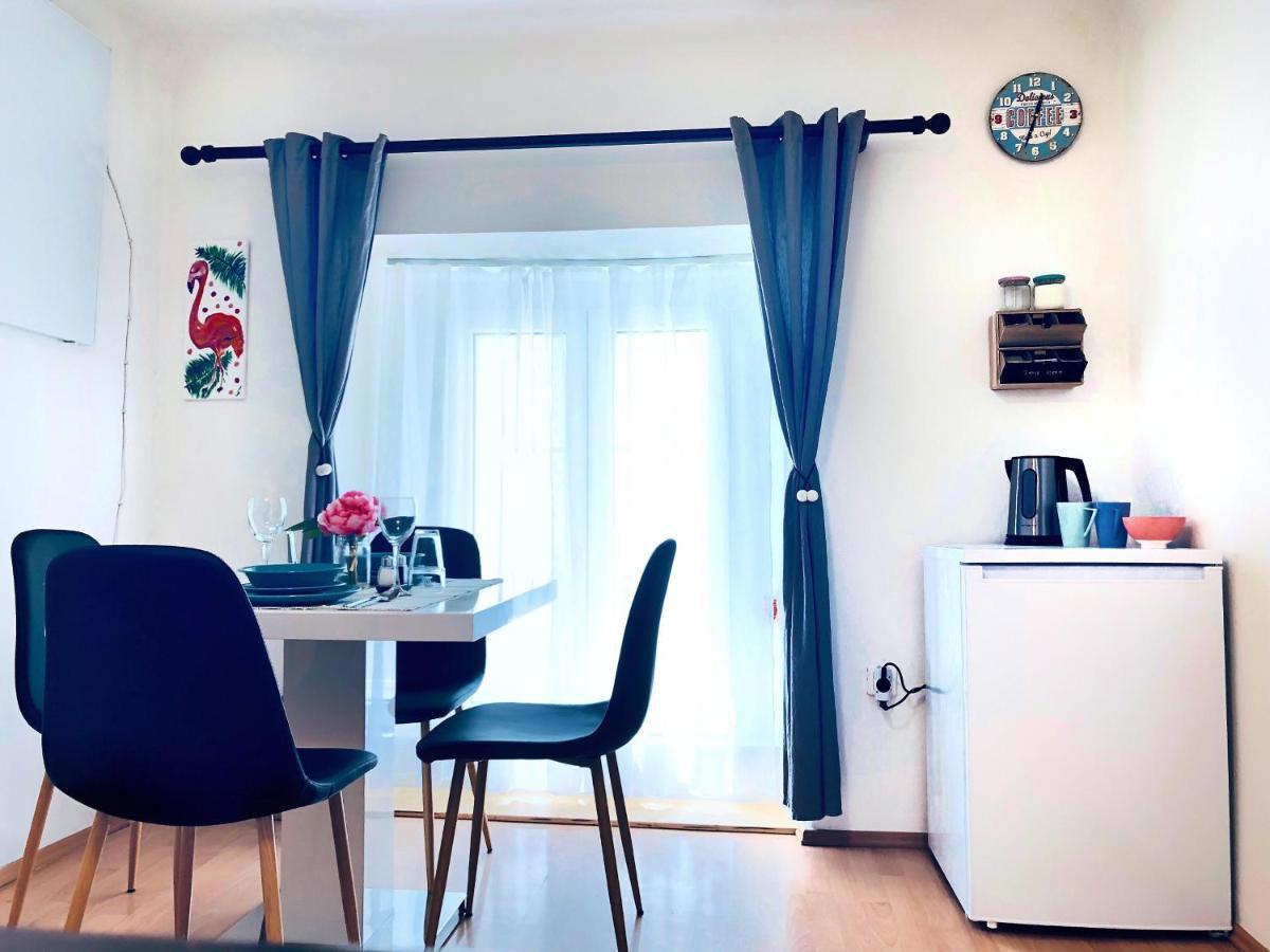 1Br Apartment On The Most Beautiful Street In Ljubljana Center Eksteriør billede
