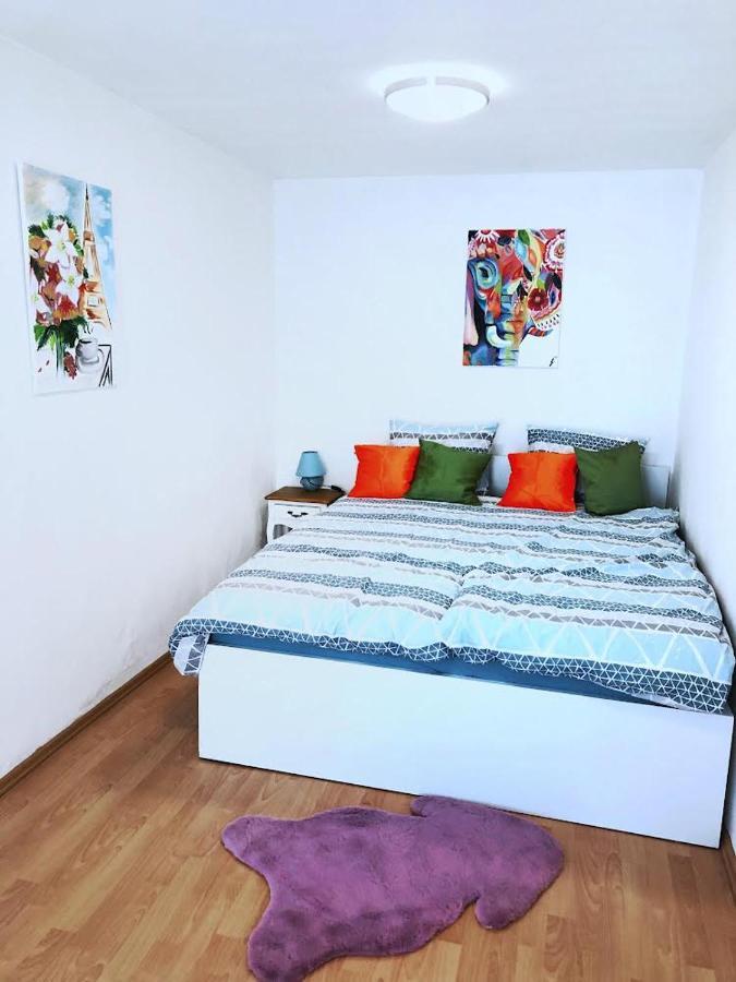 1Br Apartment On The Most Beautiful Street In Ljubljana Center Eksteriør billede
